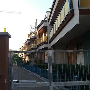 https://tonys-house.barihotels.org